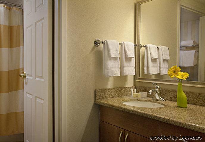 Residence Inn By Marriott Toronto Airport Buitenkant foto